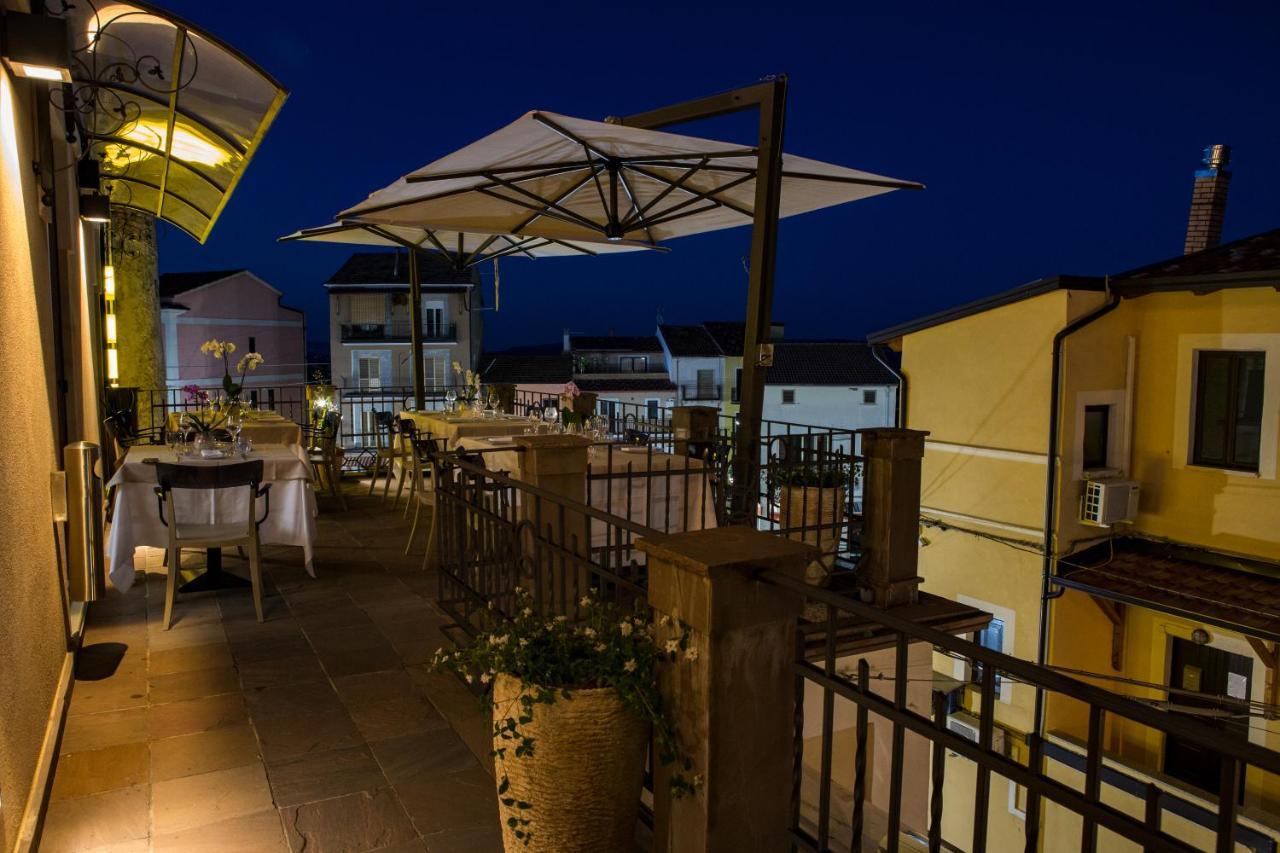 Hotel Palazzo Salerno Roggiano Gravina Extérieur photo