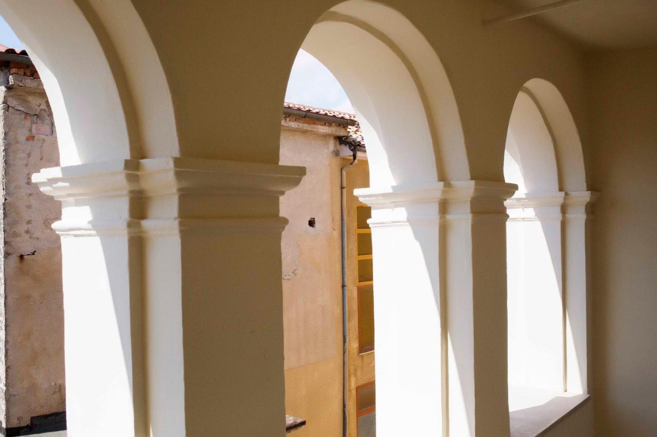 Hotel Palazzo Salerno Roggiano Gravina Extérieur photo
