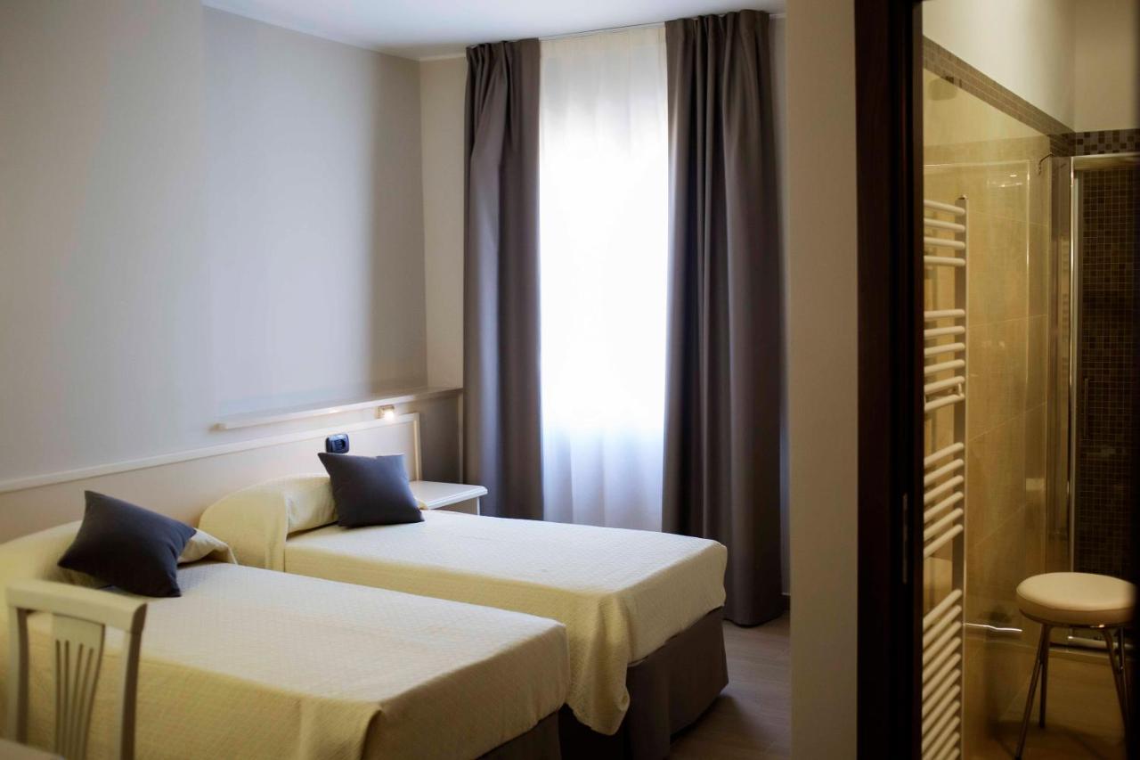 Hotel Palazzo Salerno Roggiano Gravina Extérieur photo
